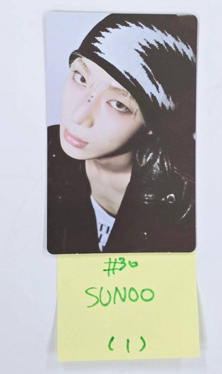 ENHYPEN "UNSEEN" EXHIBITION - Official Trading Photocard [24.10.4] - HALLYUSUPERSTORE