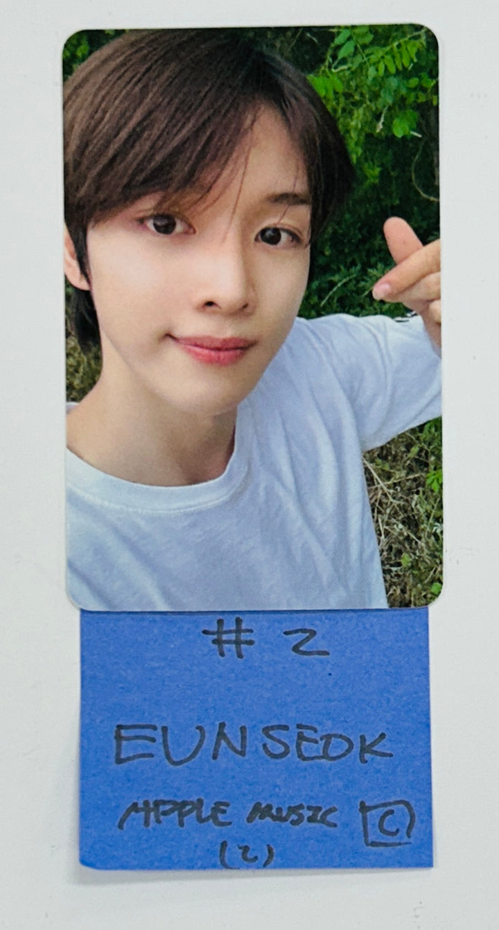 RIIZE "RIIZING" - Apple Music Fansign Event Photocard [Collect Book Ver.] [24.10.8] - HALLYUSUPERSTORE