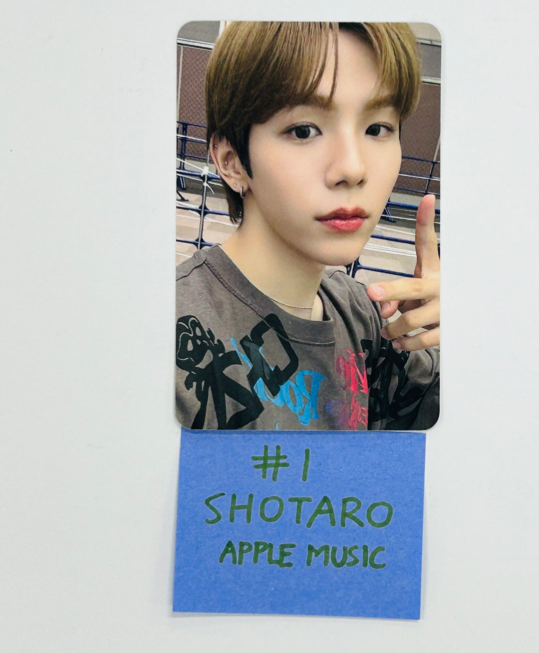 RIIZE "RIIZING : Epilogue" - Apple Music Pre-Order Benefit Photocard [24.10.8] - HALLYUSUPERSTORE