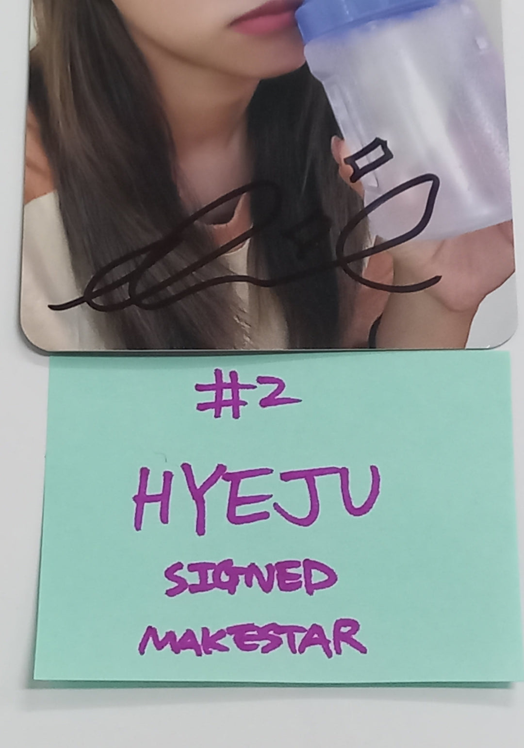 Loossemble "TTYL" - Hand Autographed(Signed) Photocard, 4 Cut Photo [24.10.10] - HALLYUSUPERSTORE