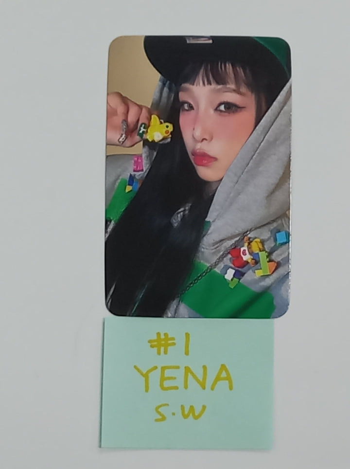 YENA "NEMONEMO" - Soundwave Pre-Order Benefit Photocard [24.10.10] - HALLYUSUPERSTORE