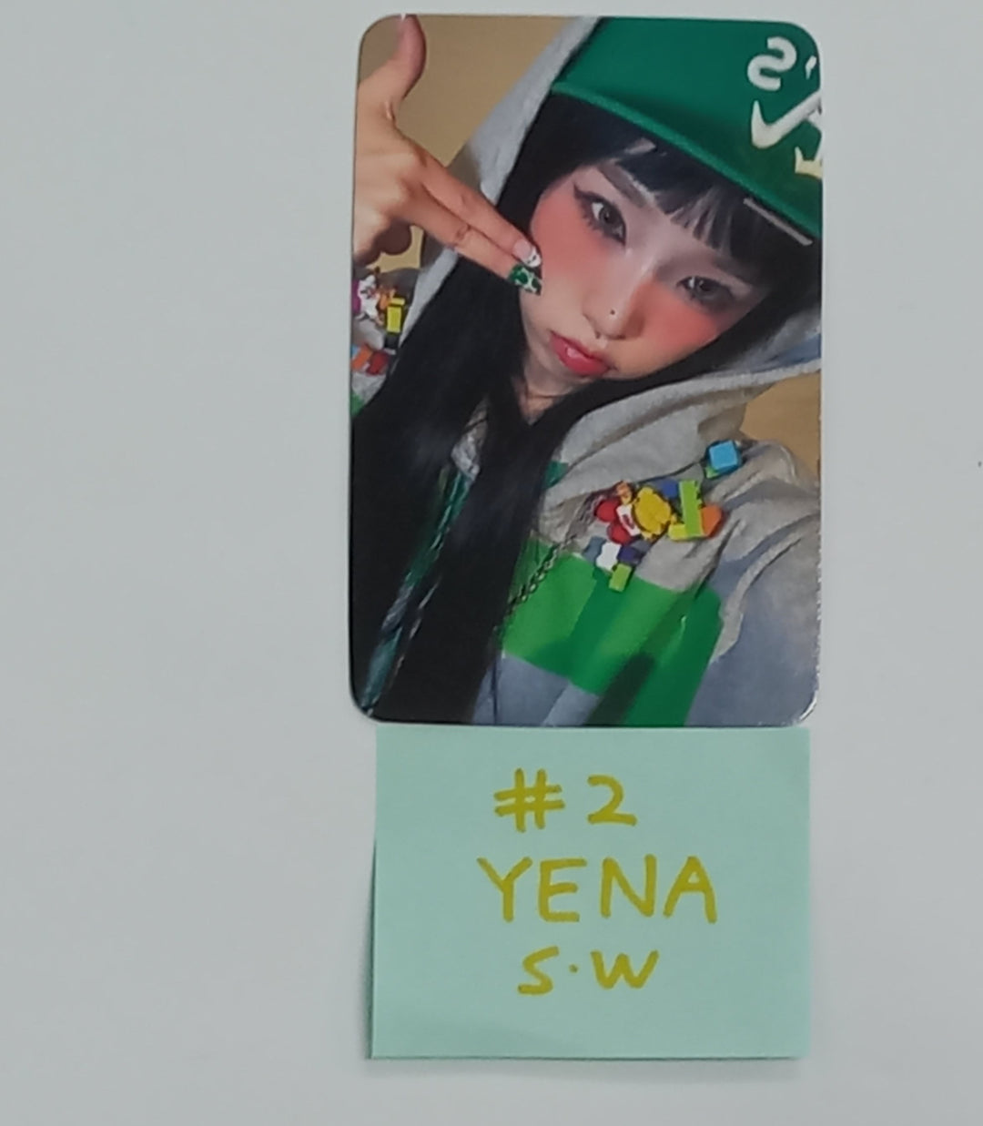 YENA "NEMONEMO" - Soundwave Pre-Order Benefit Photocard [24.10.10] - HALLYUSUPERSTORE