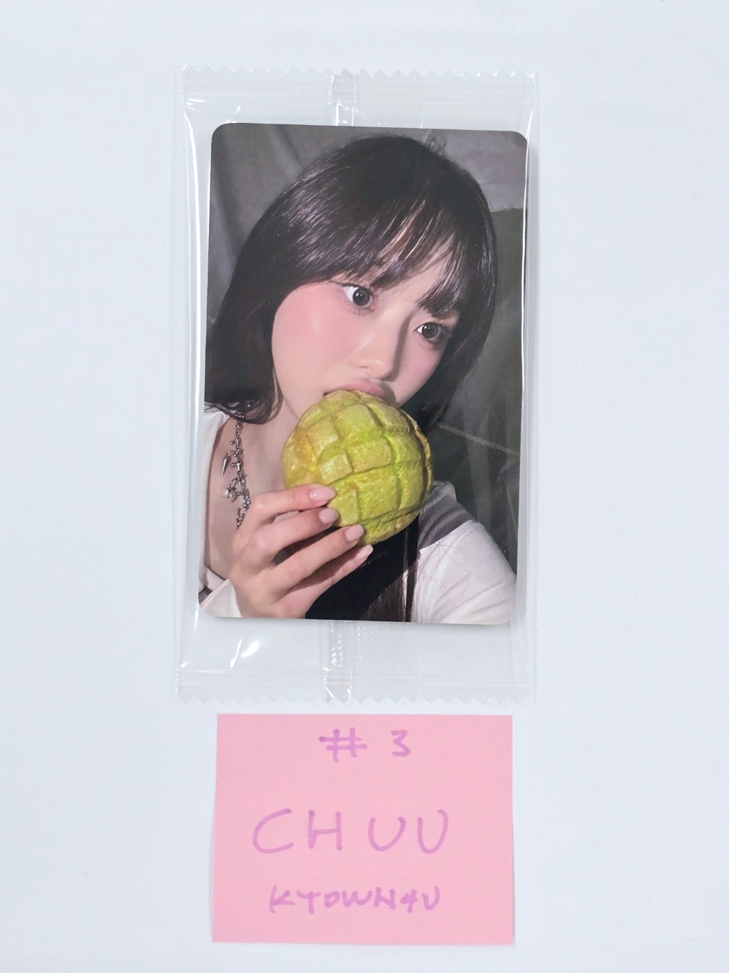 CHUU "Strawberry Rush" - Ktown4U Fansign Event Photocard Round 2 [24.10.16]