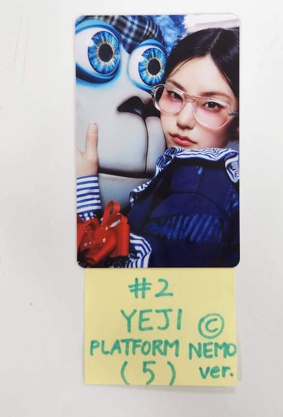 ITZY "Gold" - Official Photocard, Mini Poster [Platform Ver.] [24.10.16]