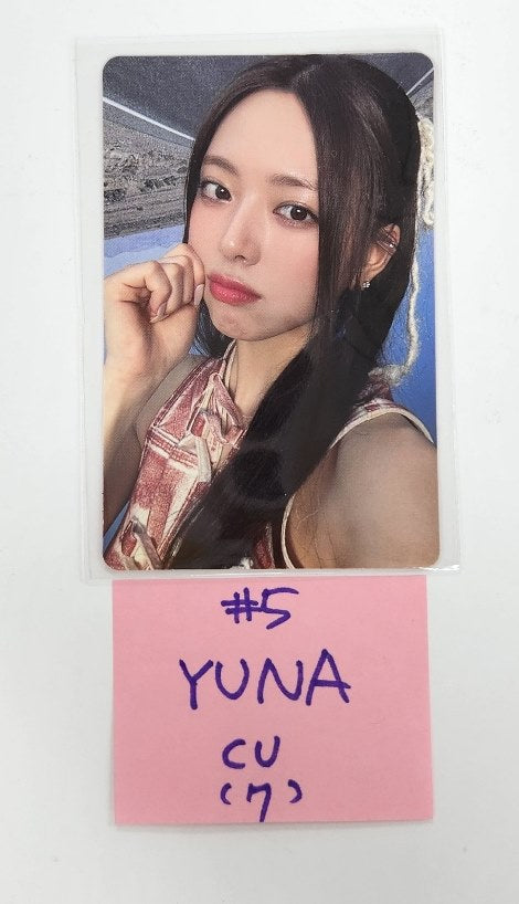 ITZY "Gold" - CU Event Photocard [24.10.16]