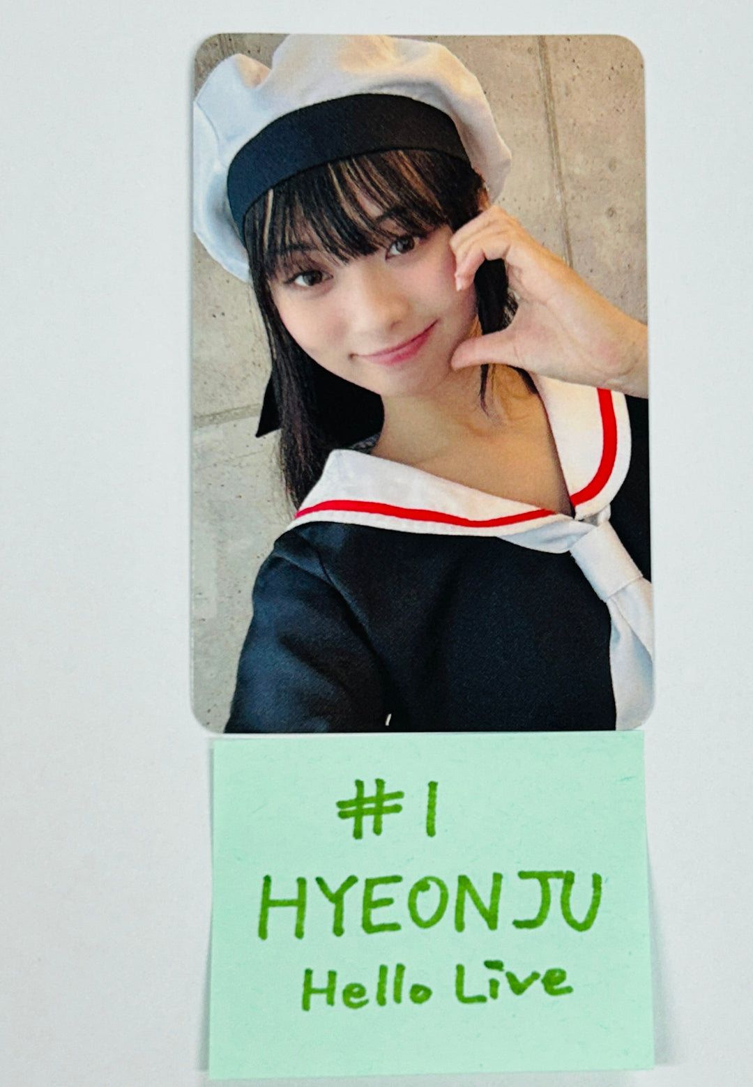 UNIS 'CURIOUS' - Hello Live Fansign Event Photocard Round 4 [24.10.18]