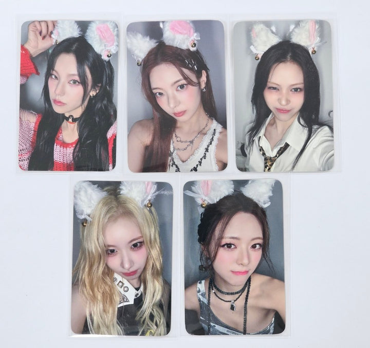 ITZY "Gold" - Withmuu Pre-Order Benefit Photocard [24.10.21]