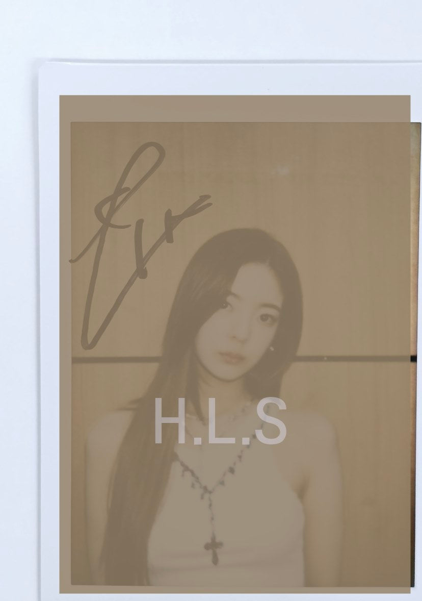 ITZY ユナ 直筆サイン入り ヨントン チェキ BORN TO BE Yuna (Of Itzy) 