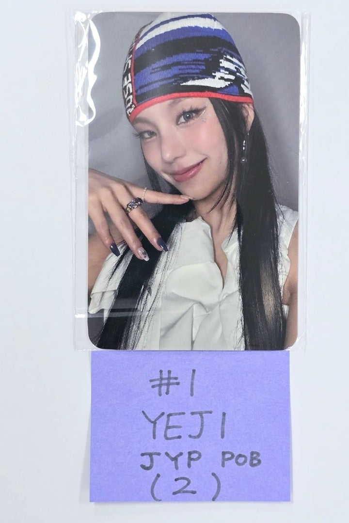 ITZY "Gold" - JYP Shop Pre-Order Benefit Photocard [24.10.23]