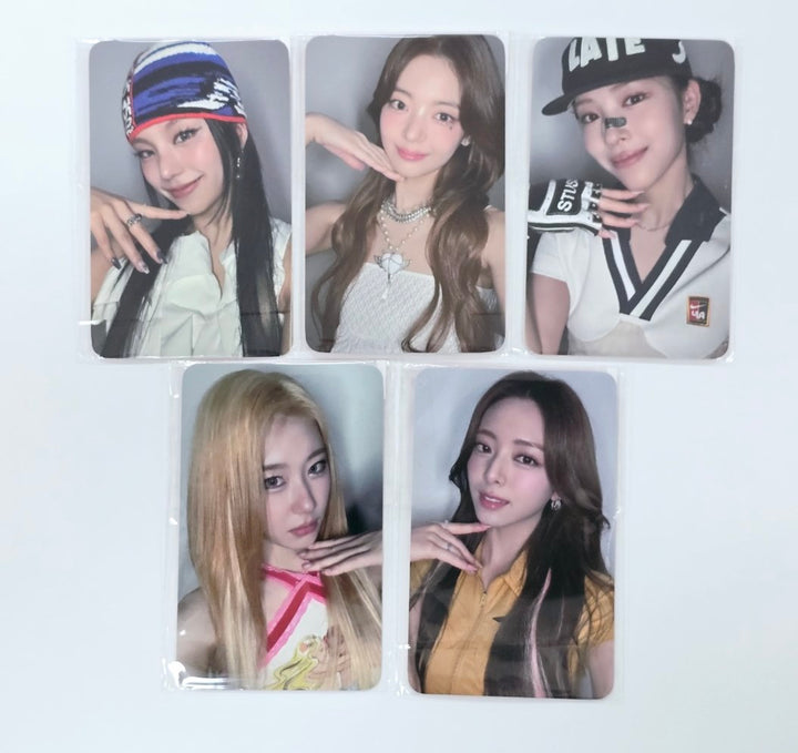 ITZY "Gold" - JYP Shop Pre-Order Benefit Photocard [24.10.23]