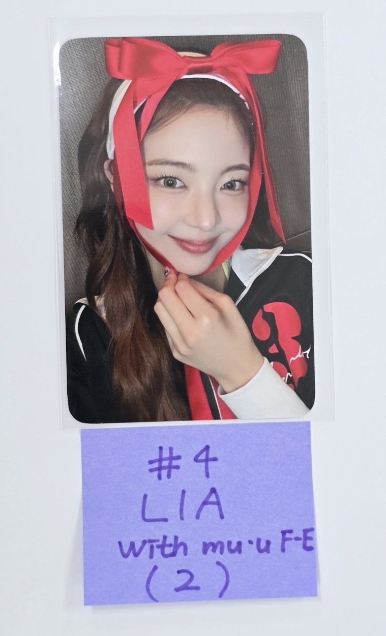 ITZY "Gold" - Withmuu Fansign Event Photocard [24.10.23]