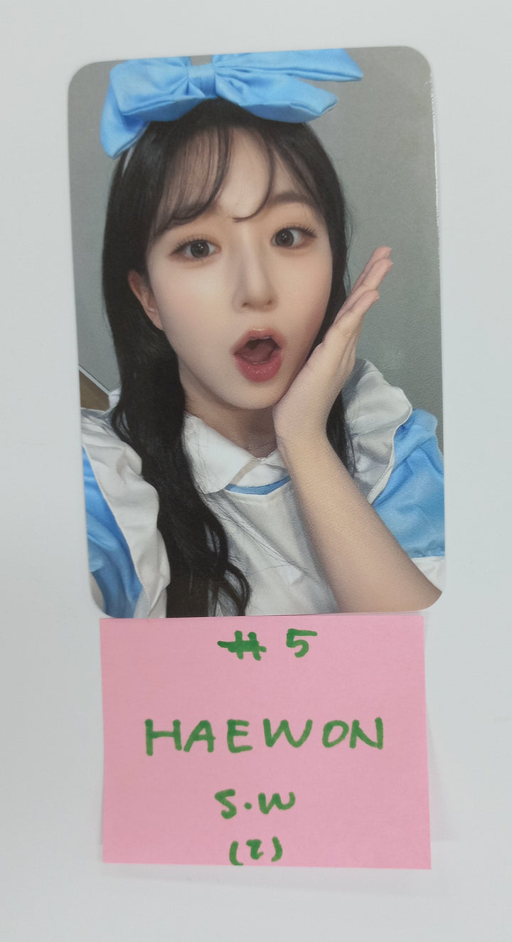 NMIXX "Fe3O4: STICK OUT" - Soundwave Fansign Event Photocard Round 8 [24.10.24]