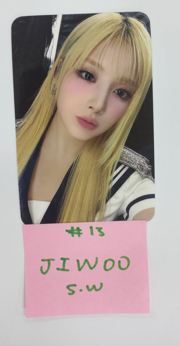 NMIXX "Fe3O4: STICK OUT" - Soundwave Fansign Event Photocard Round 8 [24.10.24]