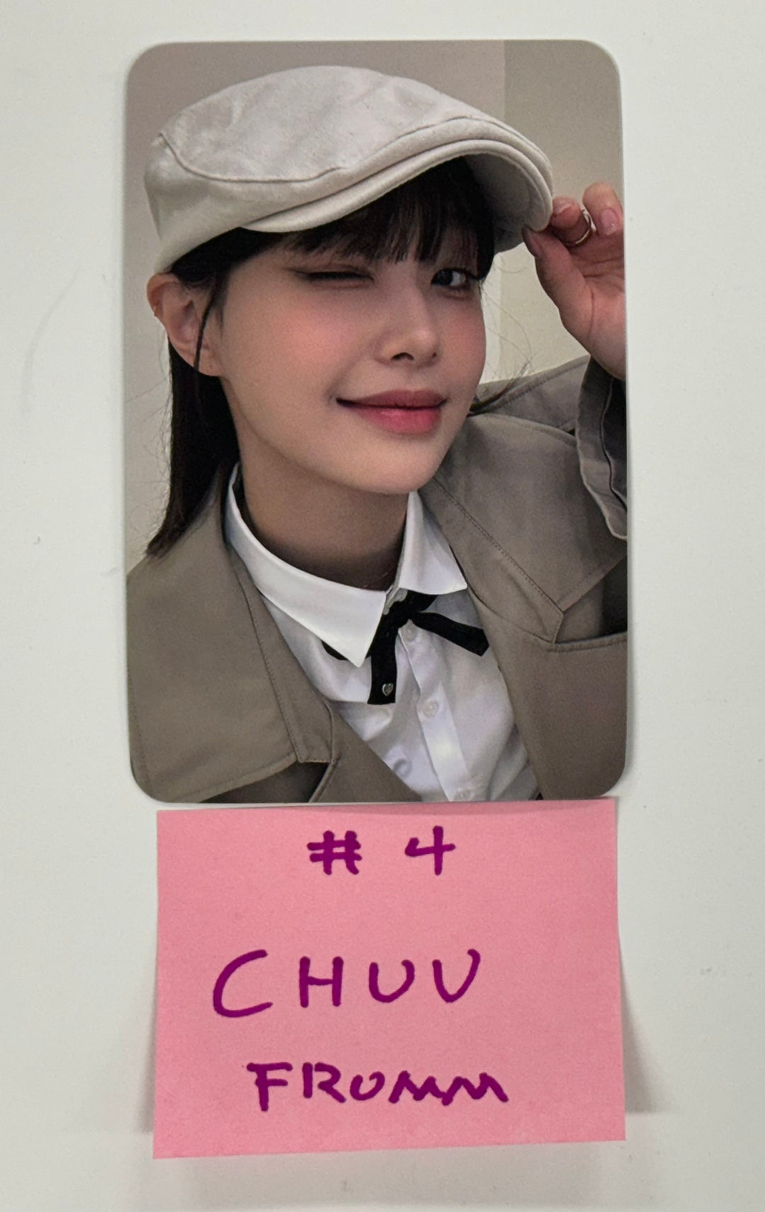 CHUU "Strawberry Rush" - Hand Autographed(Signed) Album, Fromm Store Fansign Event Photocard (STAYG Album Ver.) [24.10.24]