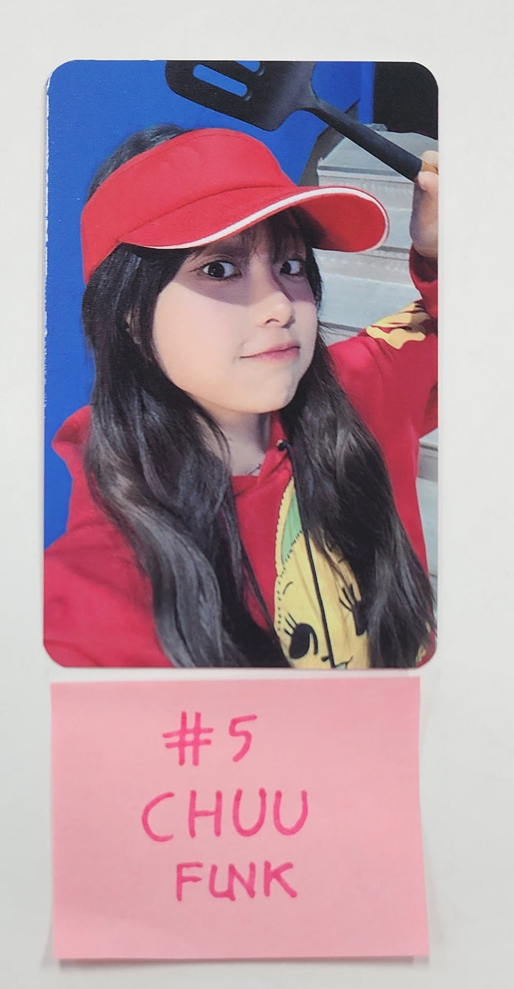 CHUU "Strawberry Rush" - FLNK Fansign Event Photocard [24.11.1]