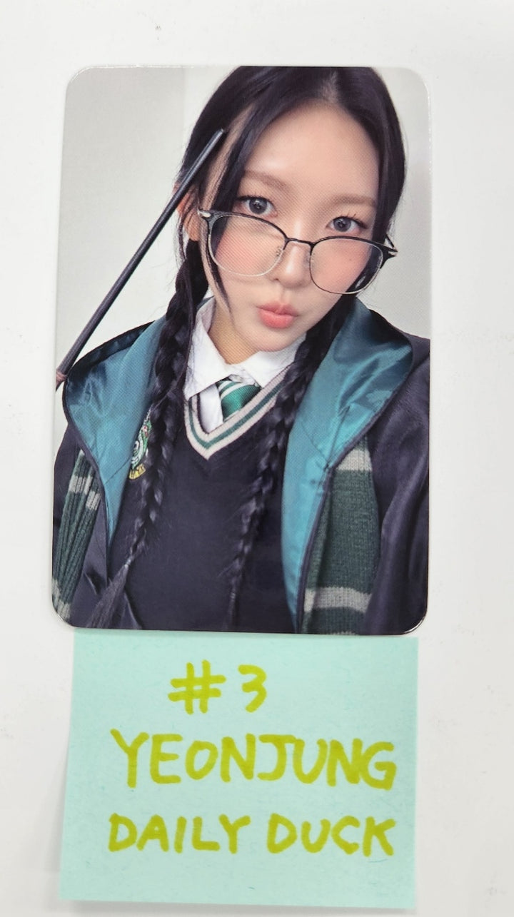 YOUNG POSSE "Ate That" - Daily Duck Fansign Event Photocard [24.11.4]