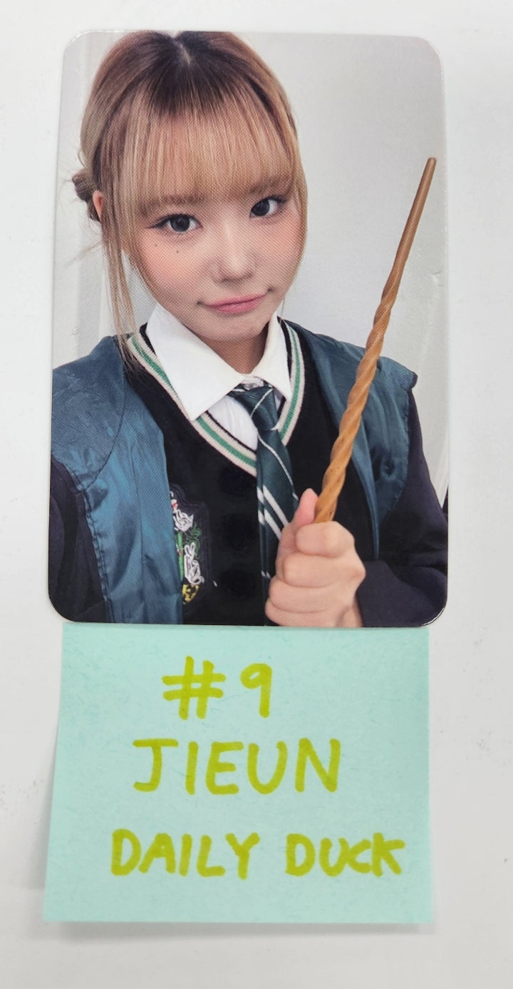 YOUNG POSSE "Ate That" - Daily Duck Fansign Event Photocard [24.11.4]