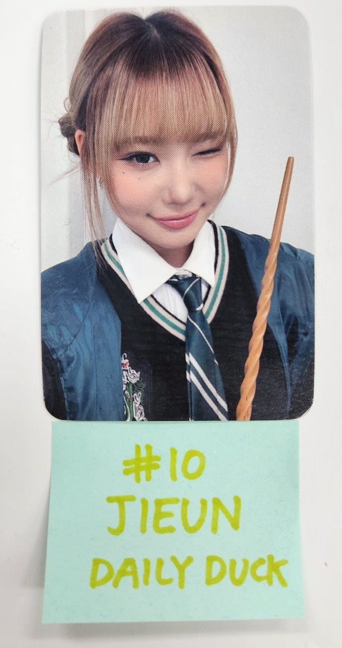 YOUNG POSSE "Ate That" - Daily Duck Fansign Event Photocard [24.11.4]