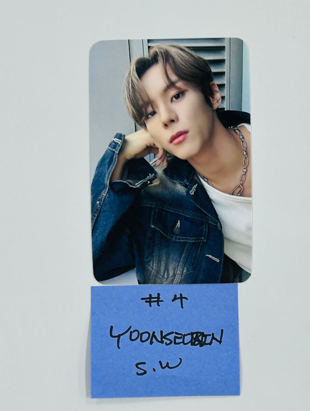 YOON SEOBIN "RIZZ" - Soundwave Fansign Event Photocard [24.11.5]