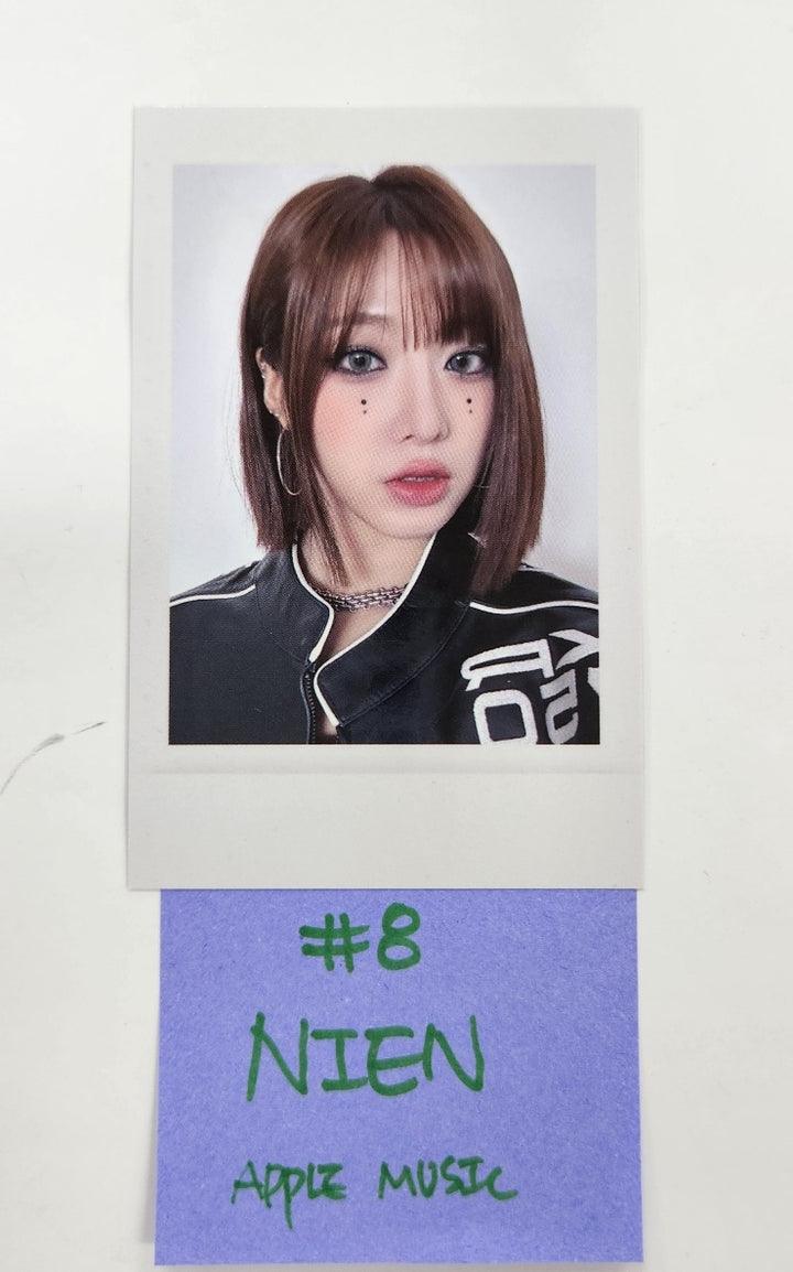 TripleS Visionary Vision "Performante" - Apple Music Fansign Event Photocard [24.11.5]