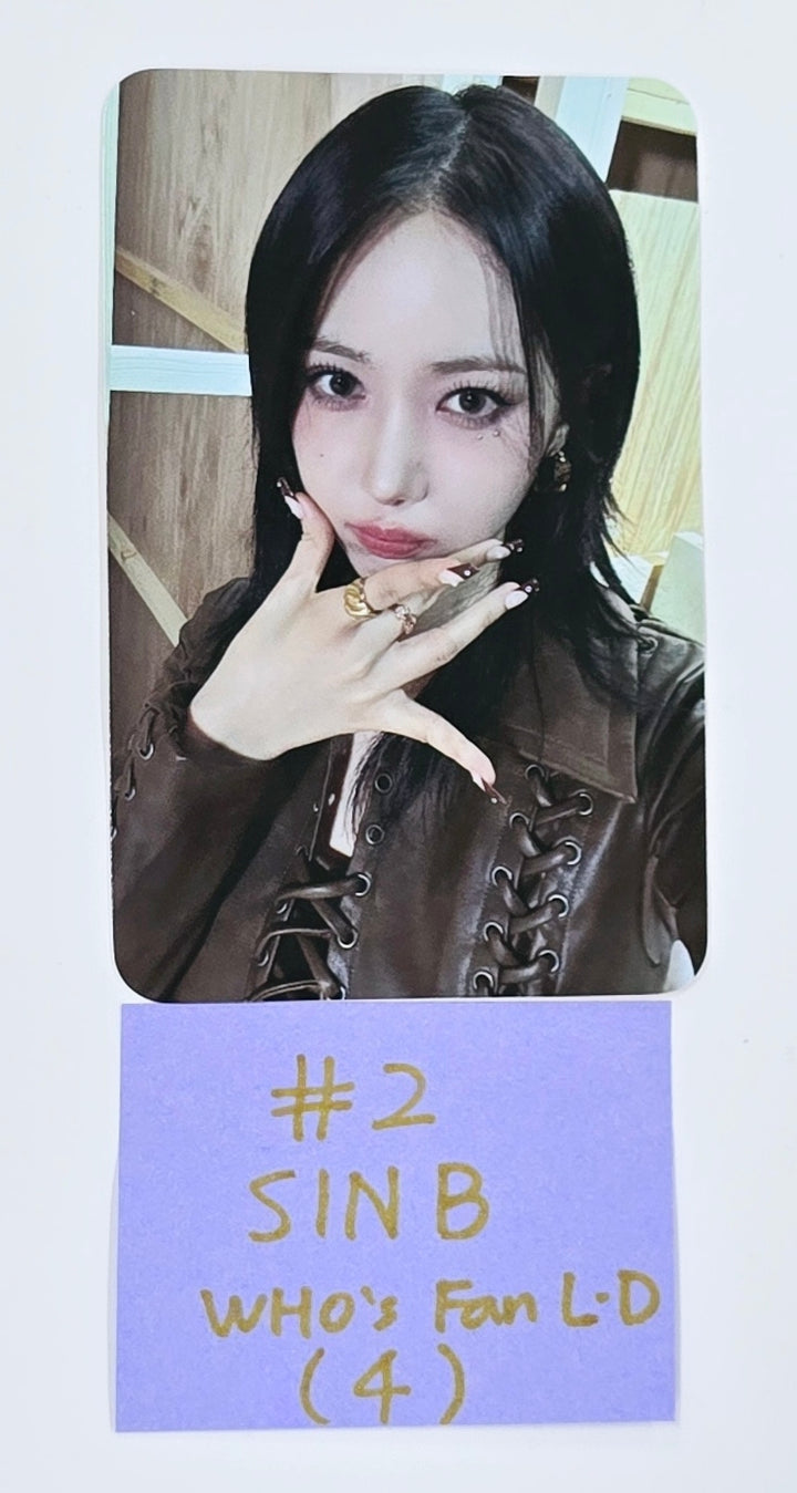 VIVIZ "VOYAGE" - Who's Fan Cafe Lucky Draw Event Photocard [24.11.8]