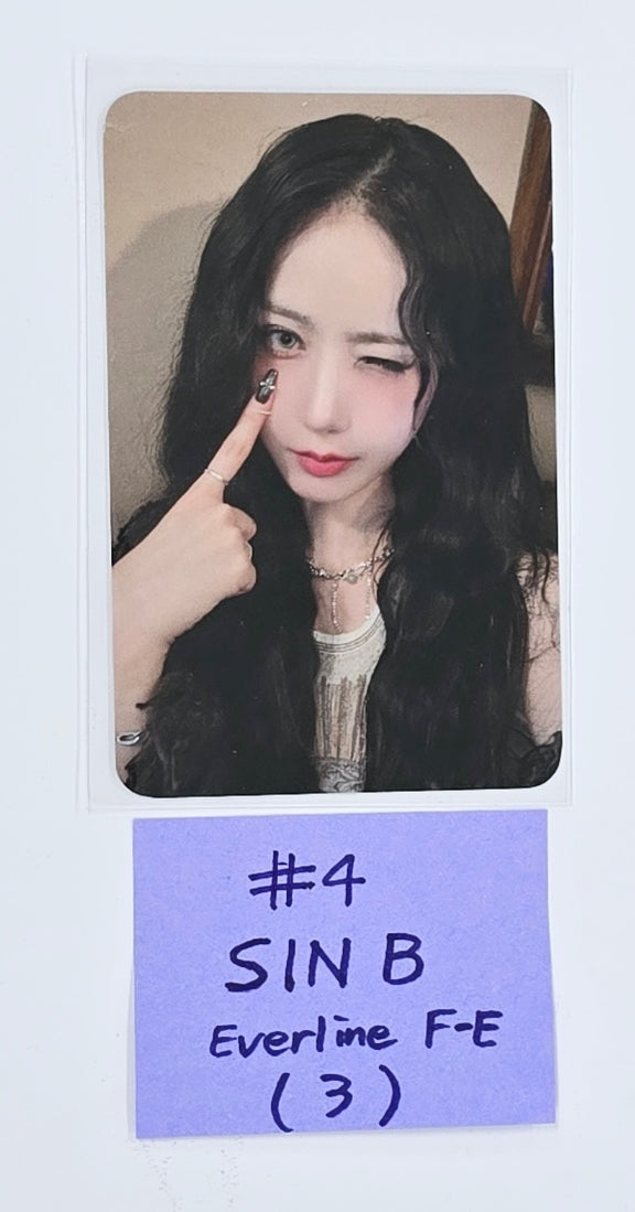 VIVIZ "VOYAGE" - Everline Fansign Event Photocard [24.11.8]