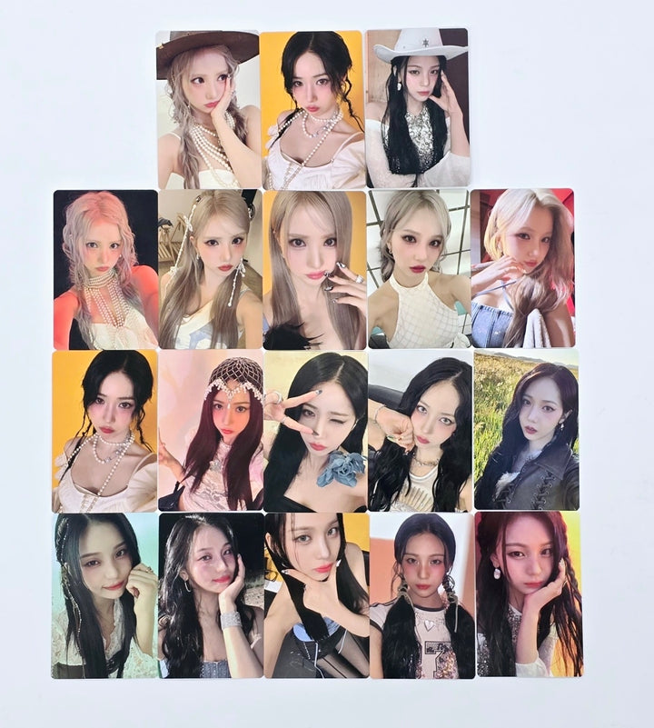 VIVIZ "VOYAGE" - Official Photocard [QR Ver.] [24.11.8]