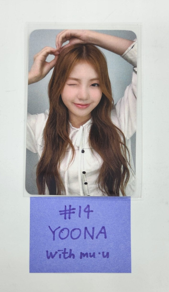 UNIS 'CURIOUS' - Withmuu Fansign Event Photocard Round 5 [24.11.8]