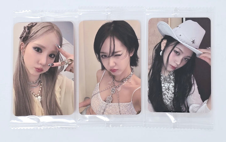 VIVIZ "VOYAGE" - Ktown4u Pre-Order Benefit Photocard [QR ver.] [24.11.13]