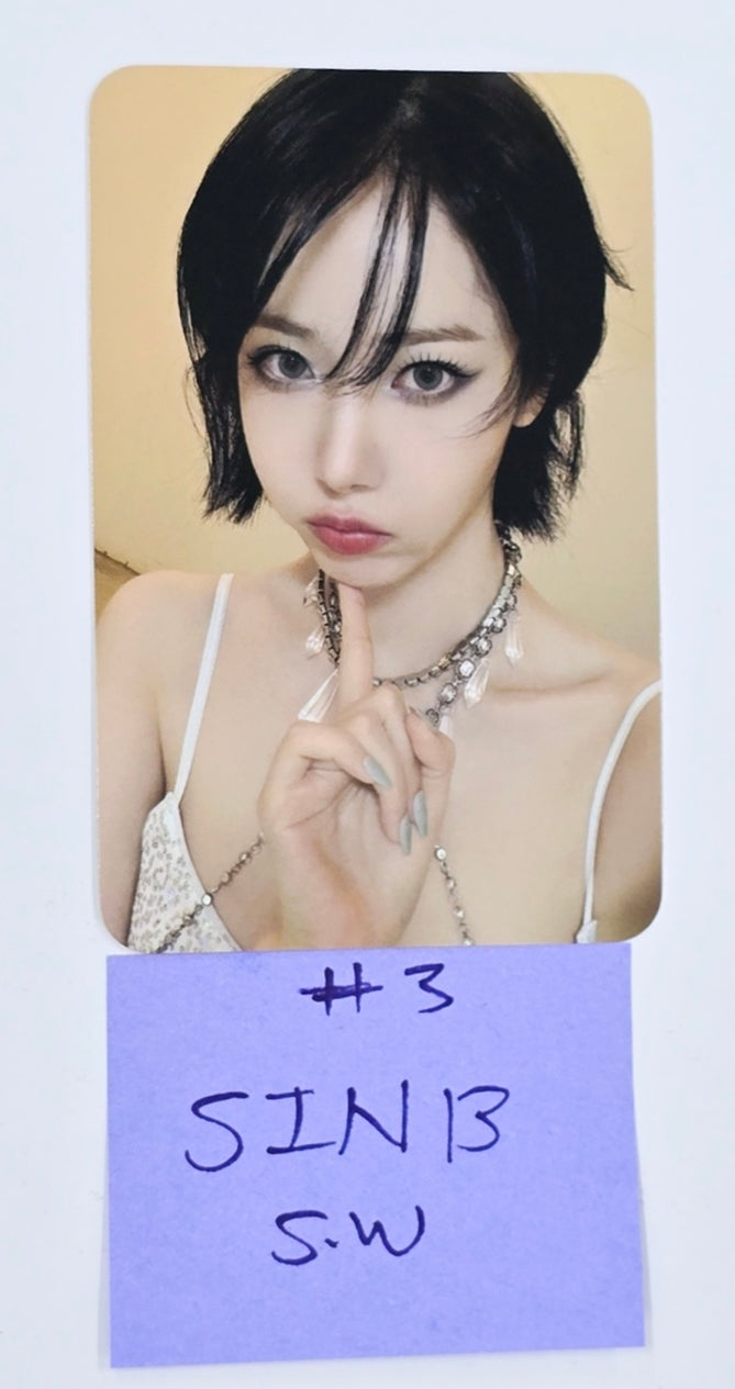 VIVIZ "VOYAGE" - Soundwave Fansign Event Photocard [24.11.13]