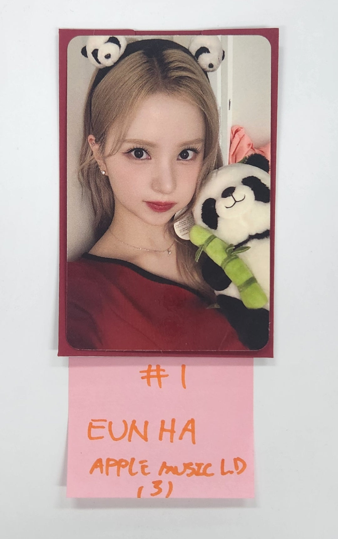 VIVIZ "VOYAGE" - Apple Music Lucky Draw Event Photocard [24.11.22]