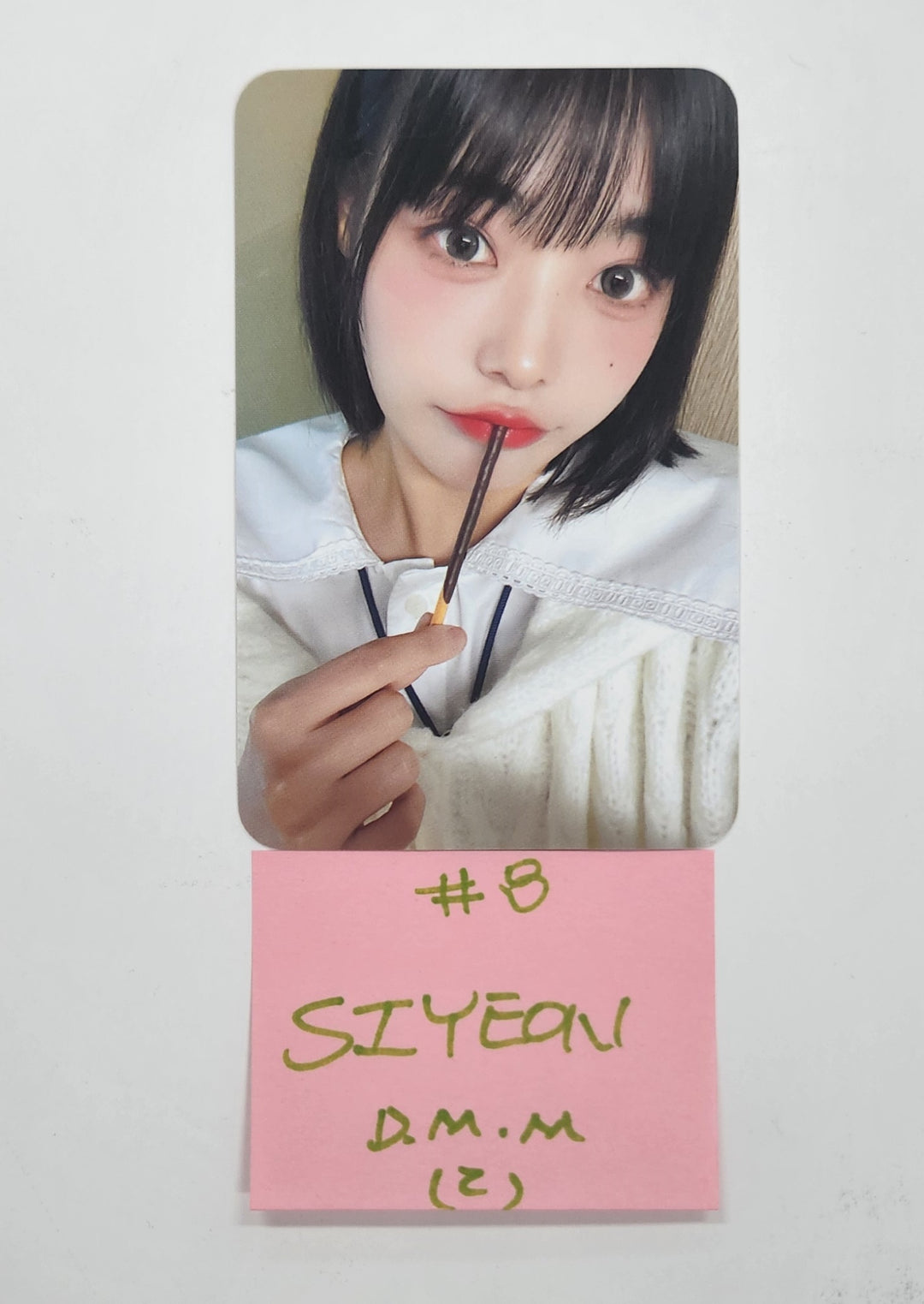 QWER "Algorithm's Blossom" - Dear My Muse Fansign Event Photocard Round 8 [24.11.22]