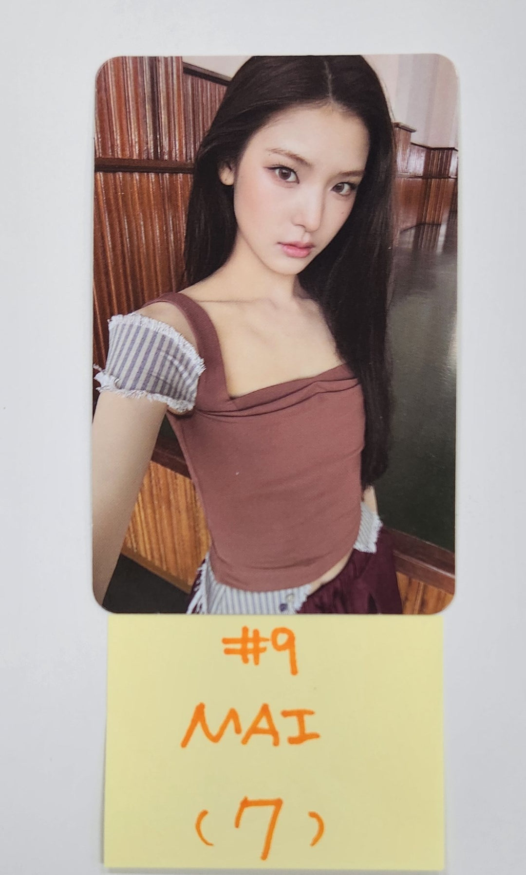 IZNA "N/a" - Official Photocard, ID Photocard [Nemo Ver.] [24.11.26]