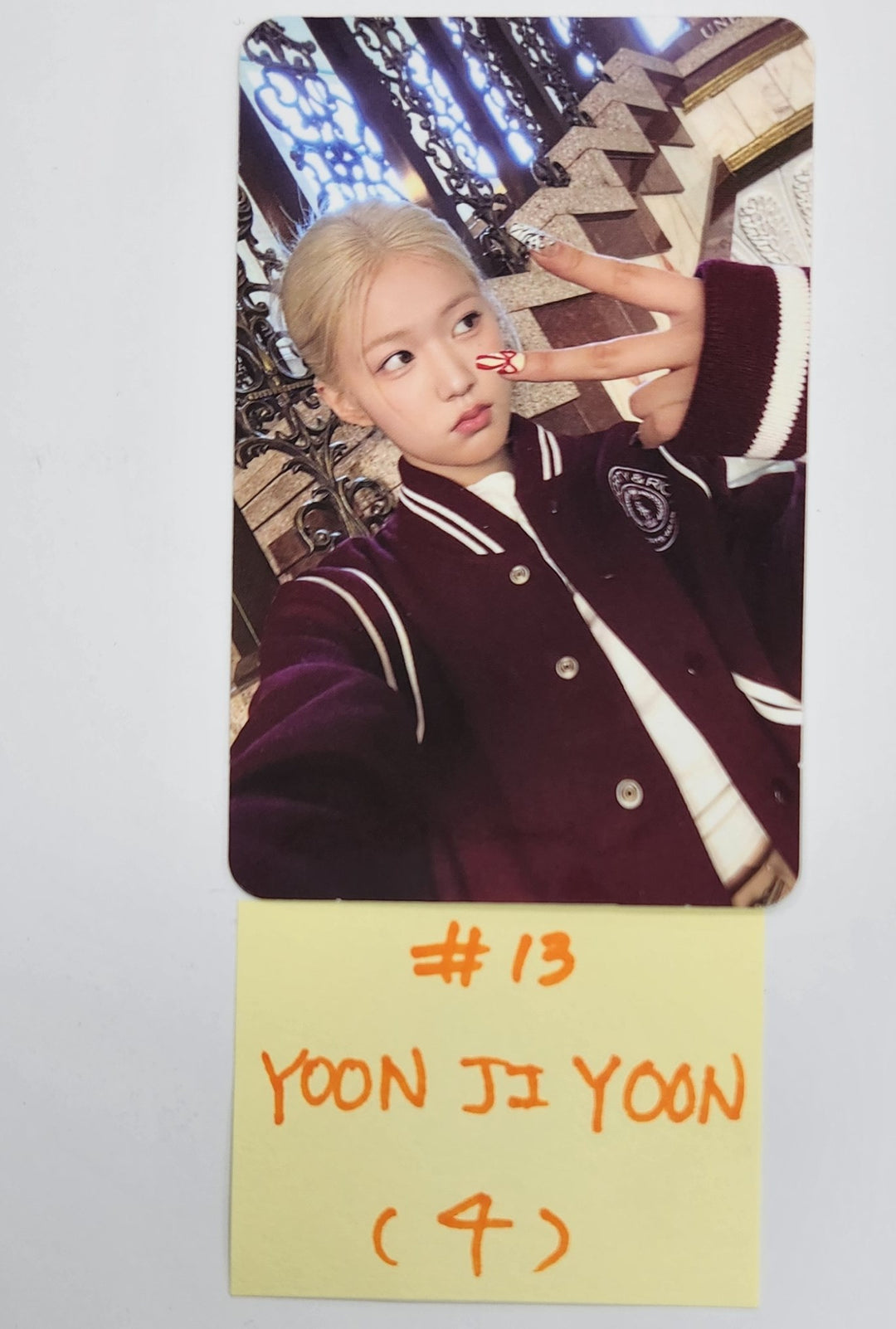 IZNA "N/a" - Official Photocard, ID Photocard [Nemo Ver.] [24.11.26]