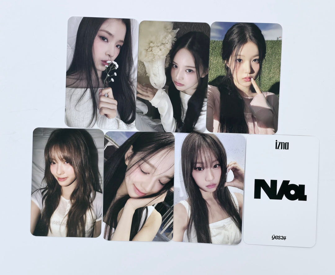 IZNA "N/a" - Yes24 Pre-Order Benefit Photocard [24.11.28]