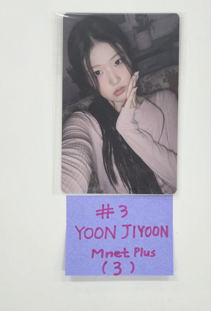 IZNA "N/a" - MNET Plus Pre-Order Benefit Photocard [24.11.29]