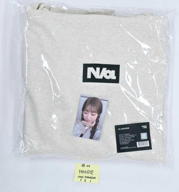 IZNA - IZNA 1st Pop-Up Store "N/a" Official MD (2) [24.11.29]