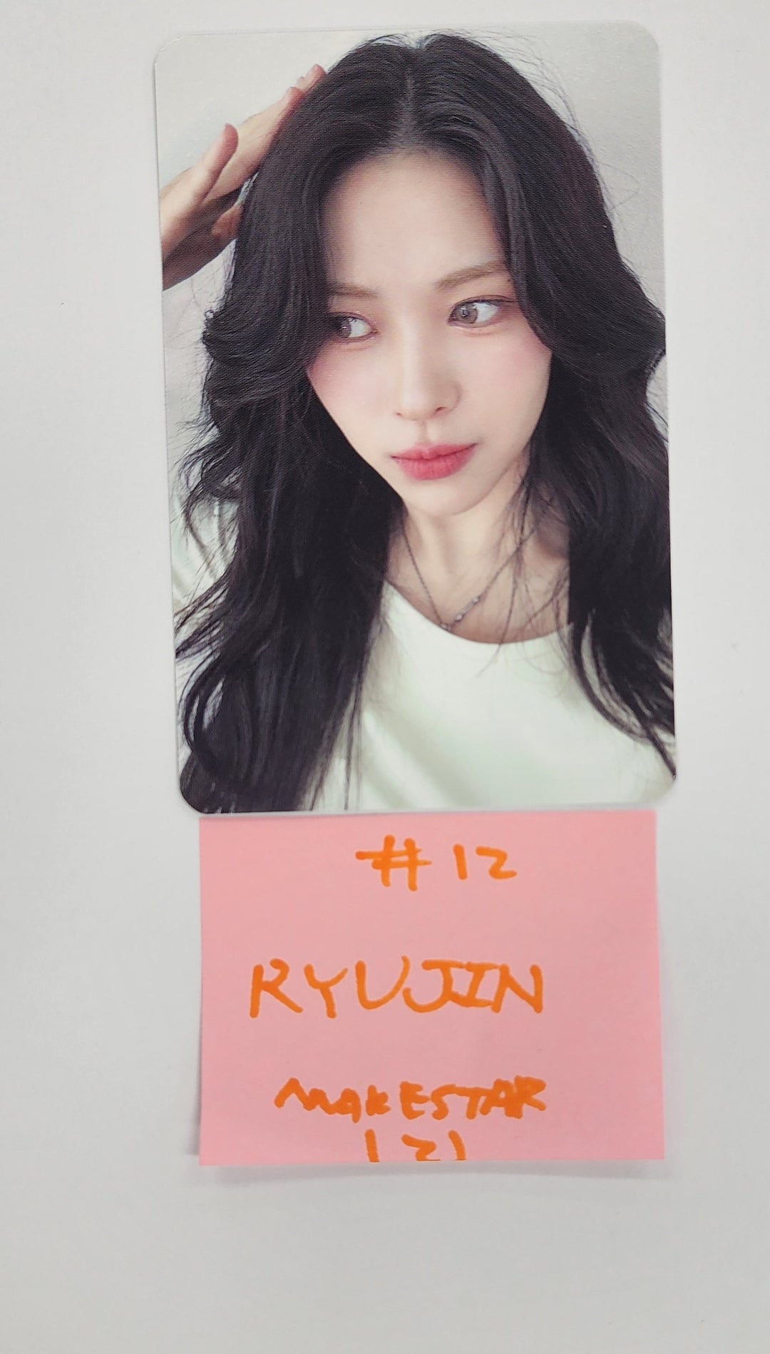 ITZY "Gold" - Makestar Fansign Event Photocard Round 8 [24.12.6]