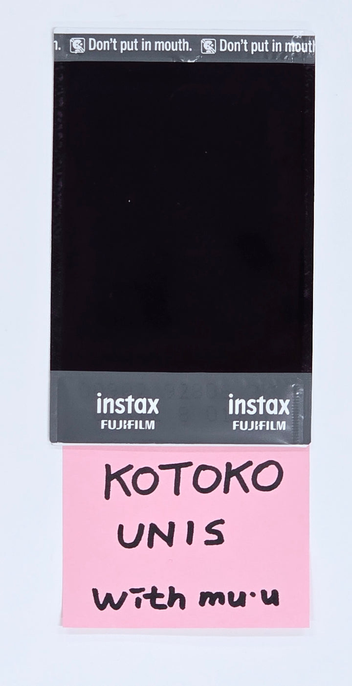 KOTOKO (Of UNIS) 'CURIOUS' - Hand Autographed(Signed) Polaroid [24.12.16]