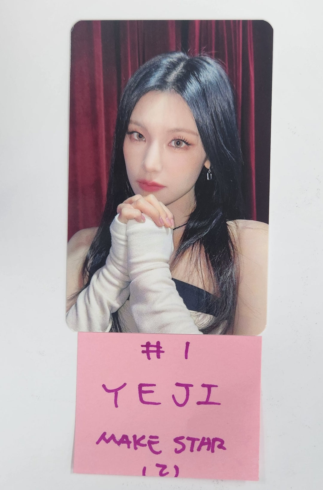 ITZY "Gold" - Makestar Fansign Event Photocard Round 10 [24.12.23]