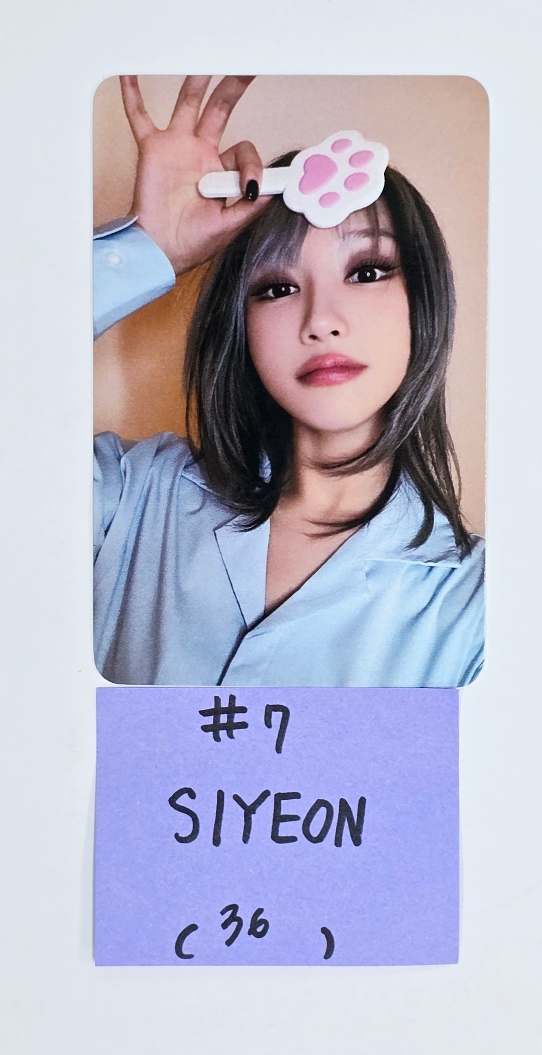 Dreamcatcher "7 Doors of Christmas" A Lucky Encore - Official Trading Photocard (2) [24.12.24]