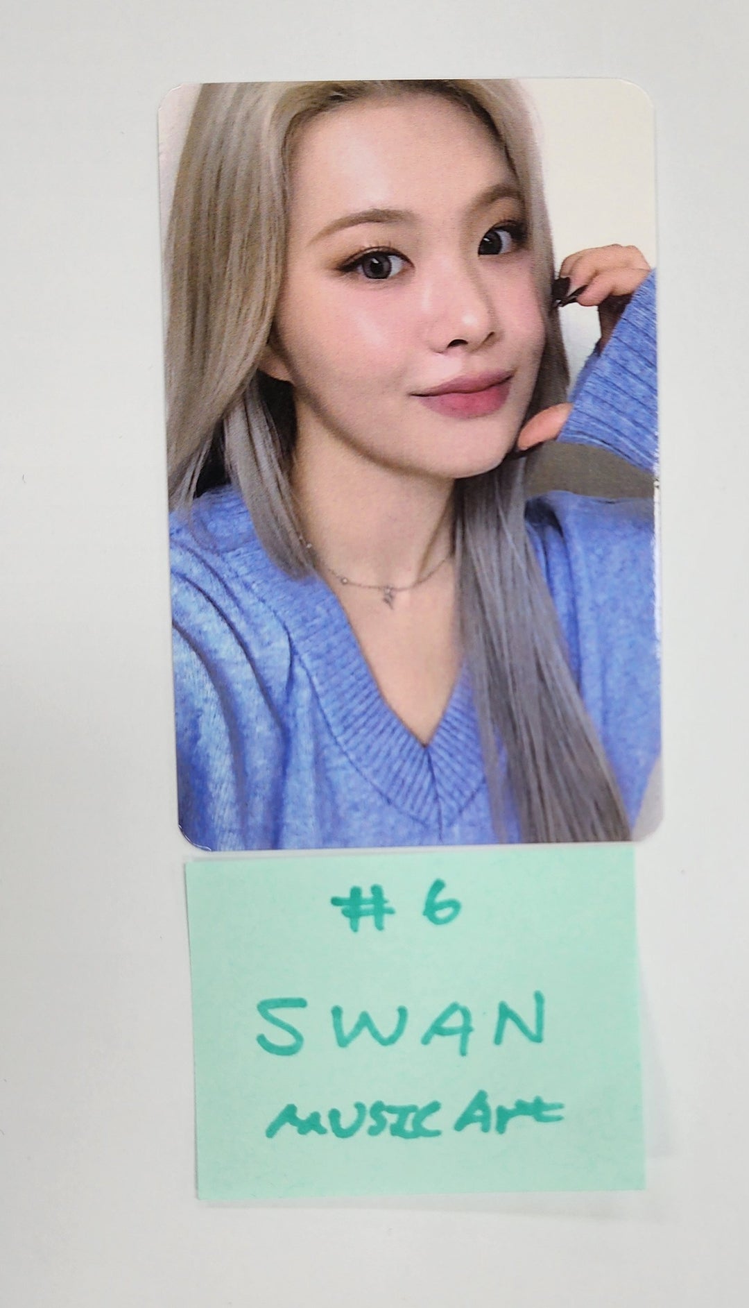 PURPLE KISS "HEADWAY" - Music Art Fansign Event Photocard Round 2 [24.12.26]