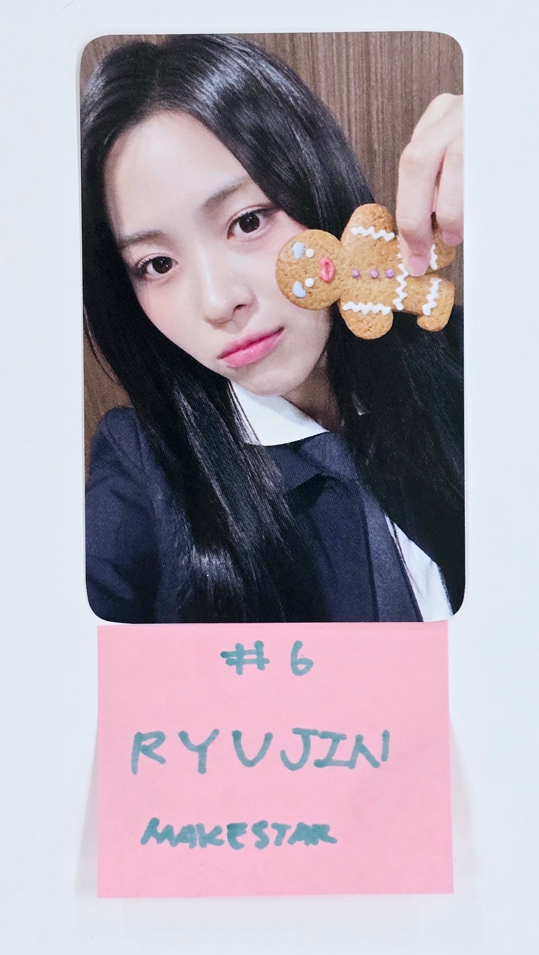 ITZY "Gold" - Makestar Lucky Draw Event Photocard [24.12.27]