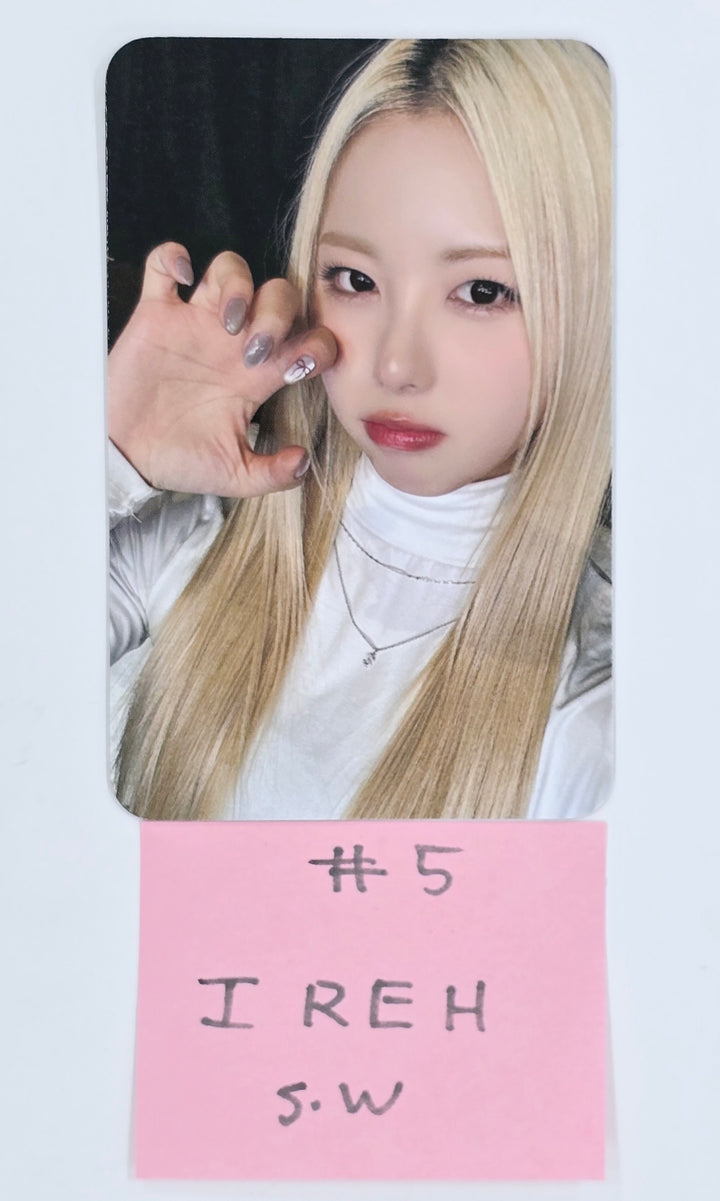 PURPLE KISS "HEADWAY" - Soundwave Fansign Event Photocard Round 5 [24.12.27]