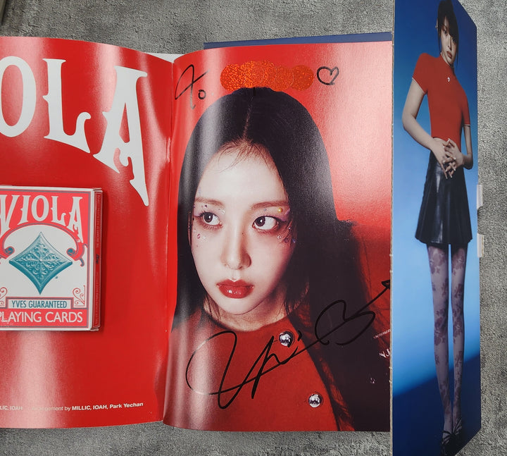 Yves "I Did" - Hand Autographed(Signed) Album [24.12.27]