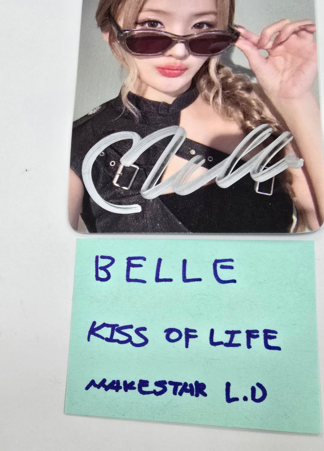 Belle (OF Kiss of Life) "Lose Yourself" - Hand Autographed(Signed) Photocard [24.12.30]