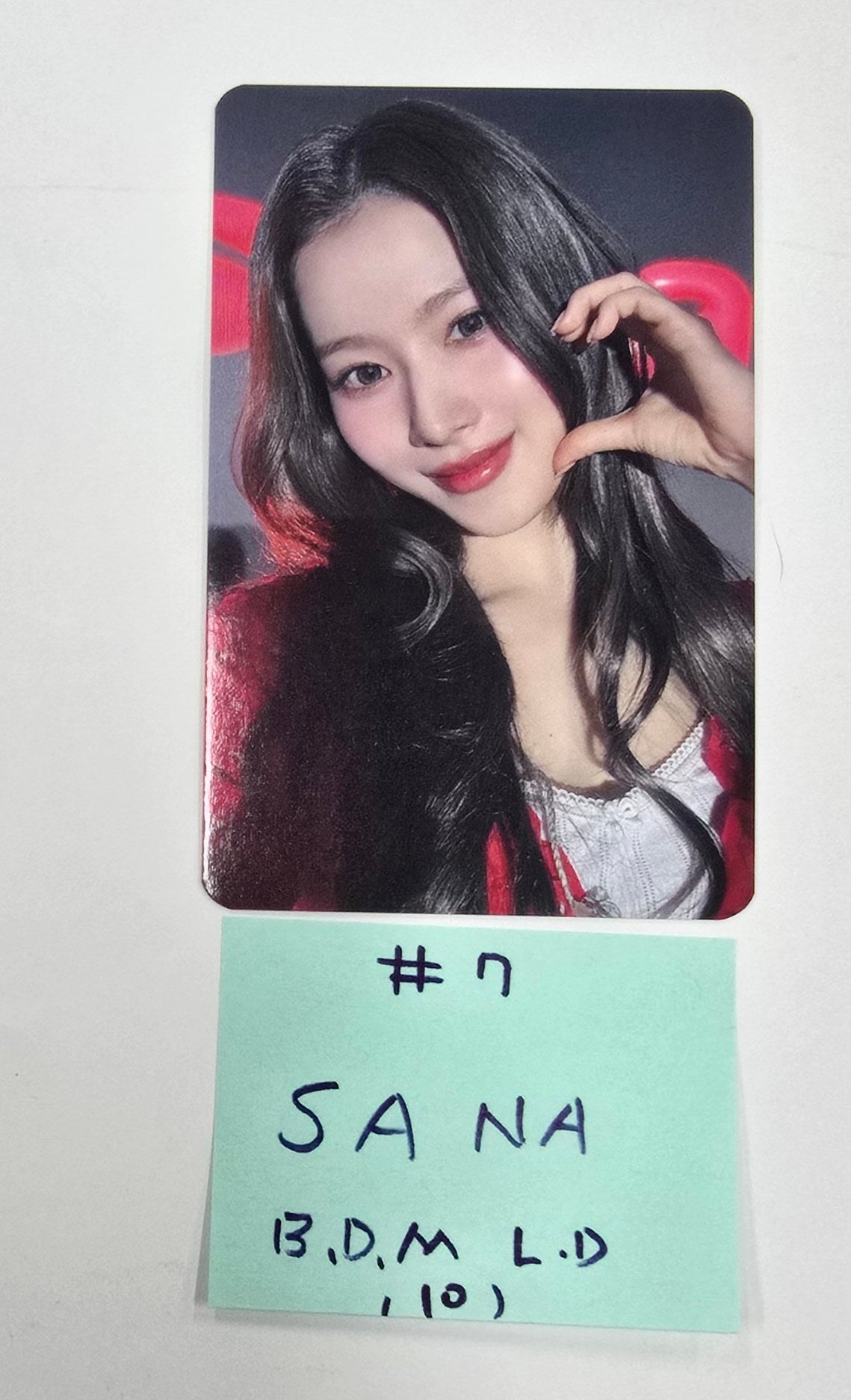 正規店仕入れの TWICE  タレントカード