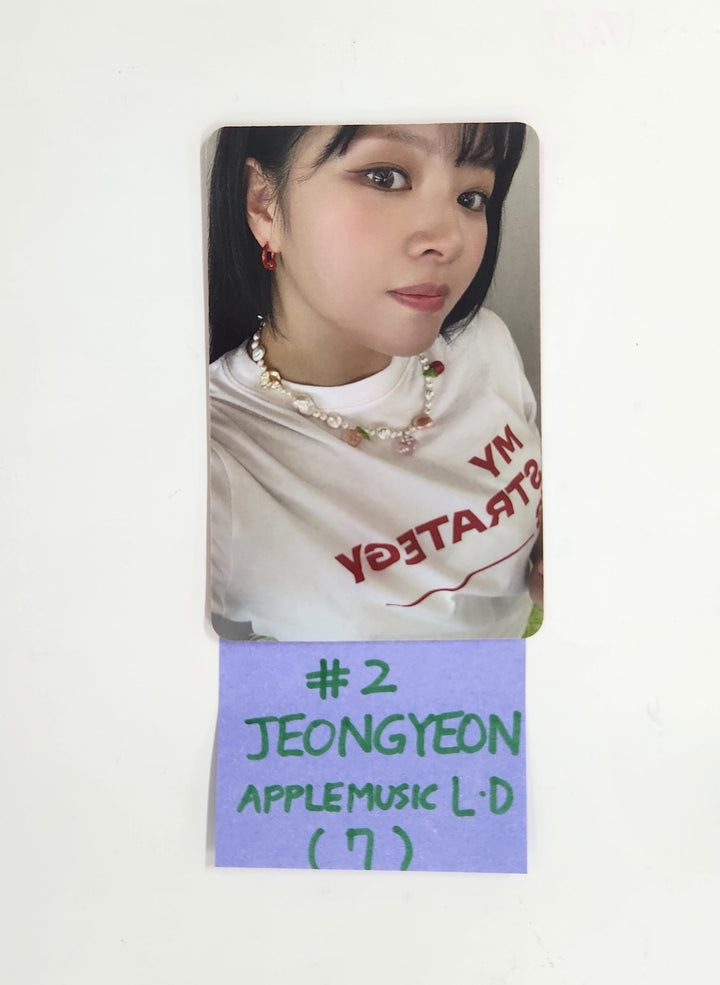 Twice "STRATEGY" - Apple Lucky Draw Event Photocard (Platform_Nemo Ver.) [24.12.31]