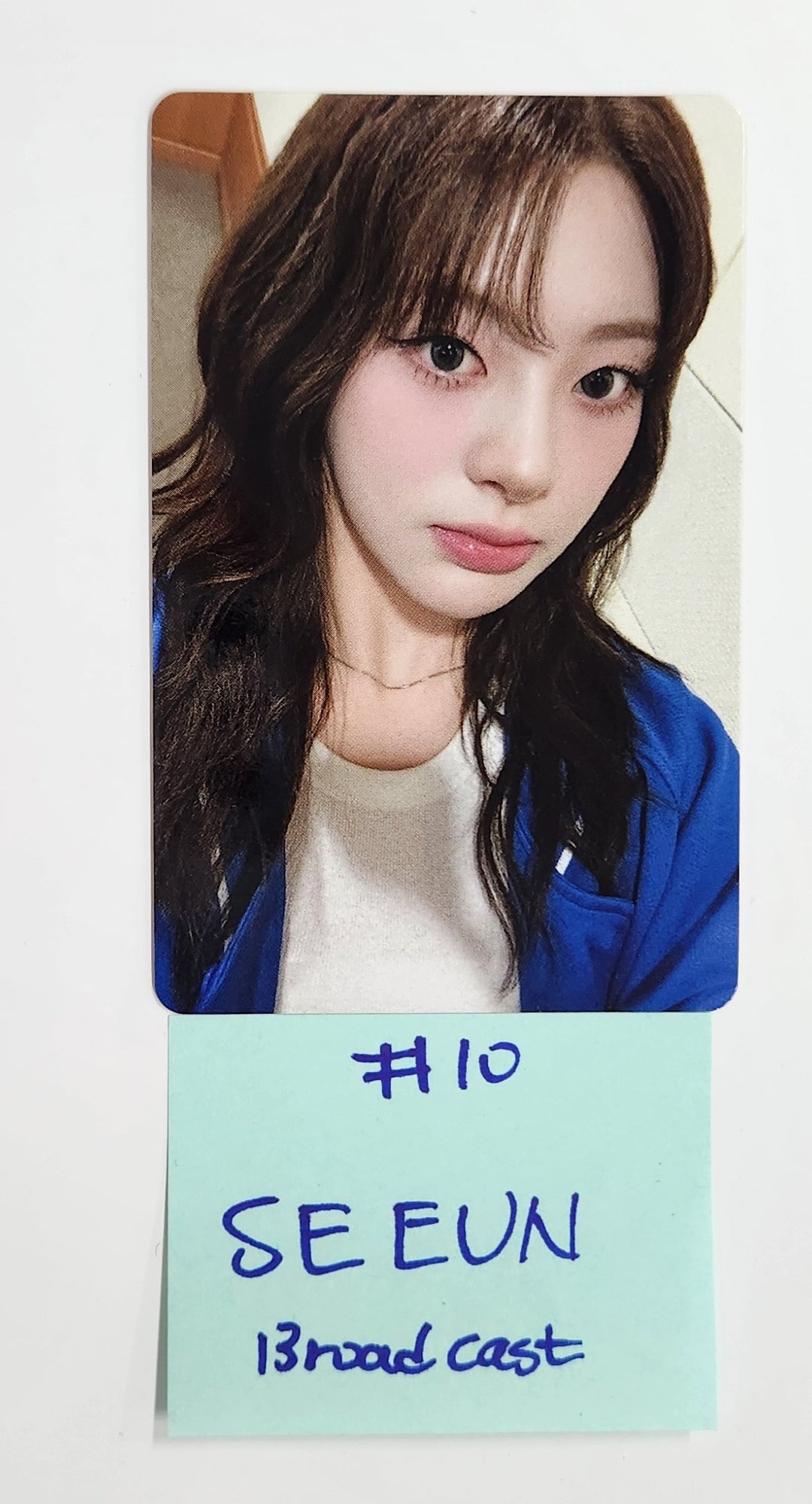 StayC - Broadcast Photocard [25.1.3]