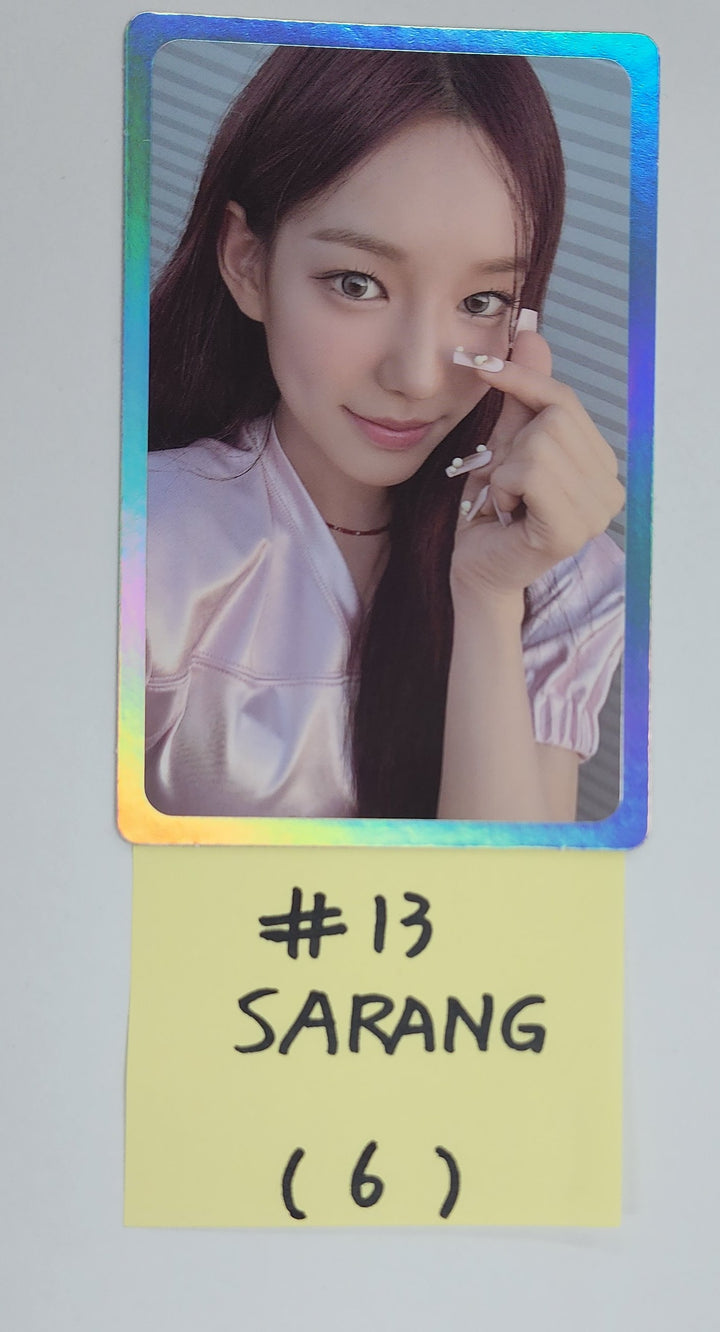 IZNA "N/a" - Official Trading Photocard [25.1.7]